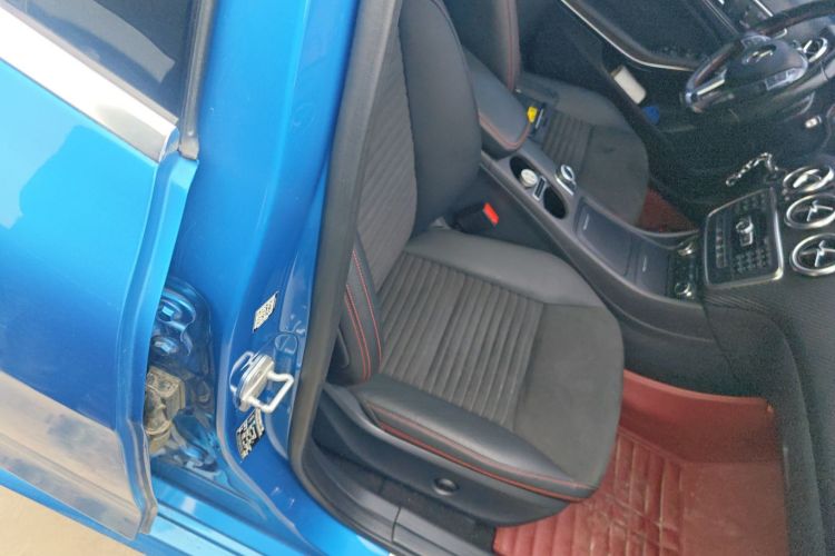 Used Mercedes-Benz A-Class 2015 A 200 Sport Edition Right Front Seat