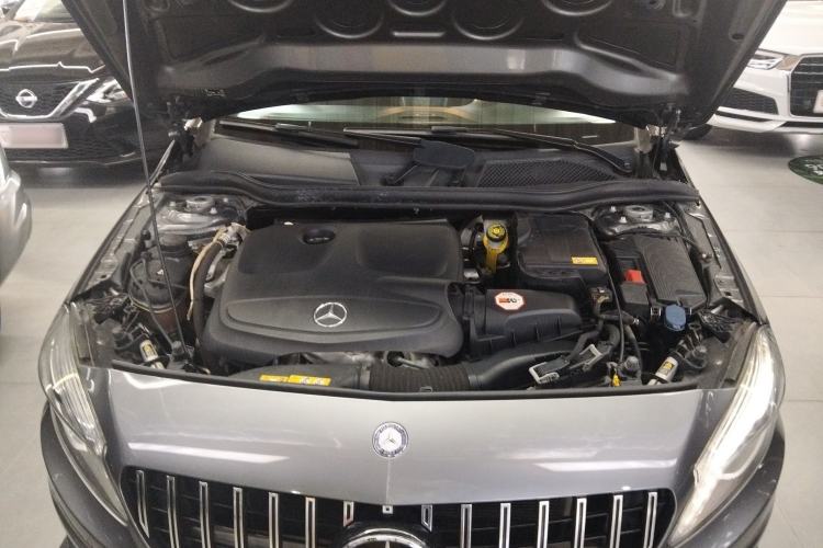 Used Mercedes-Benz A-Class 2015 A 200 Sport Edition Engine Bay