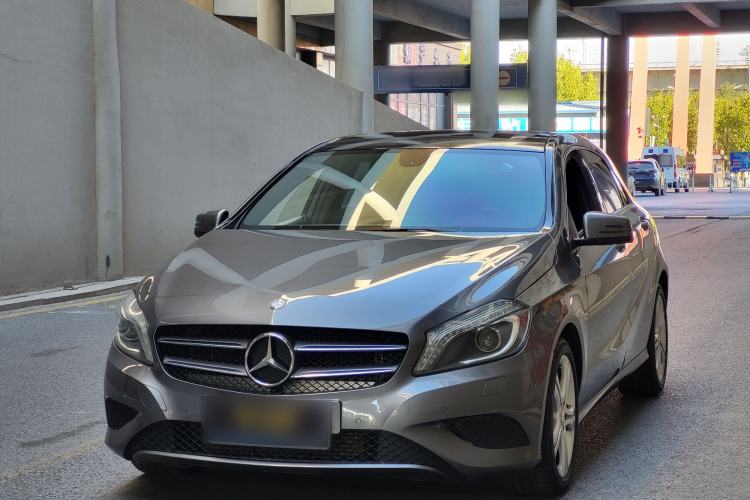 Used Mercedes-Benz A-Class 2015 A 180 Exterior 1