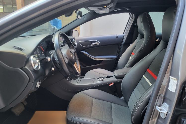 Used Mercedes-Benz A-Class 2015 A 180 Interior 5