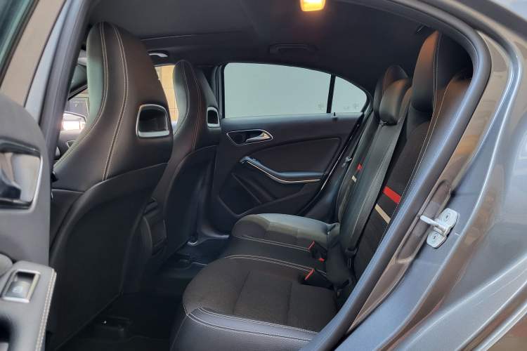 Used Mercedes-Benz A-Class 2015 A 180 Interior 6