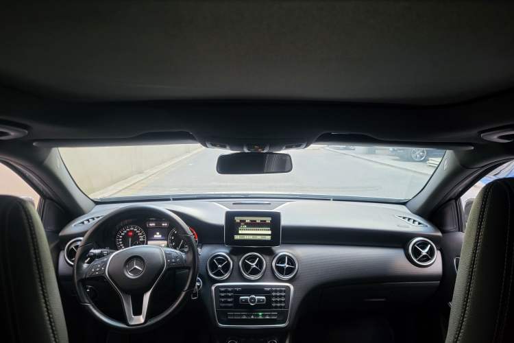 Used Mercedes-Benz A-Class 2015 A 180 Interior 7
