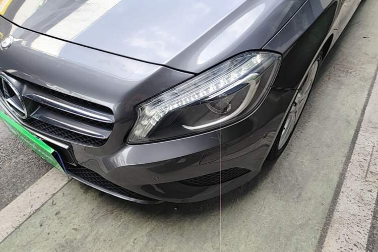 Used Mercedes-Benz A-Class 2015 A 180 Left Front Headlight