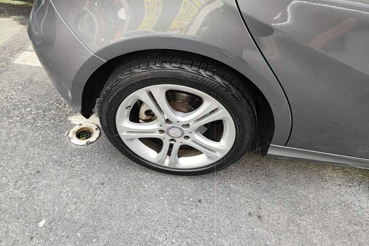 Used Mercedes-Benz A-Class 2015 A 180 Right Rear Wheel Hub