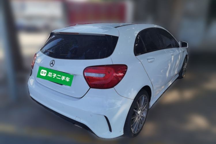 Used Mercedes-Benz A-Class 2015 A 200 Sport Edition Rear Right 45 Deg