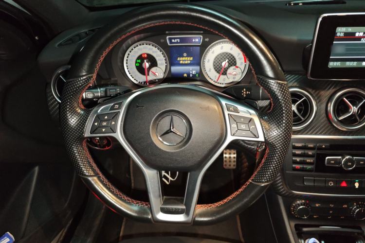 Used Mercedes-Benz A-Class 2015 A 200 Sport Edition Steering Wheel