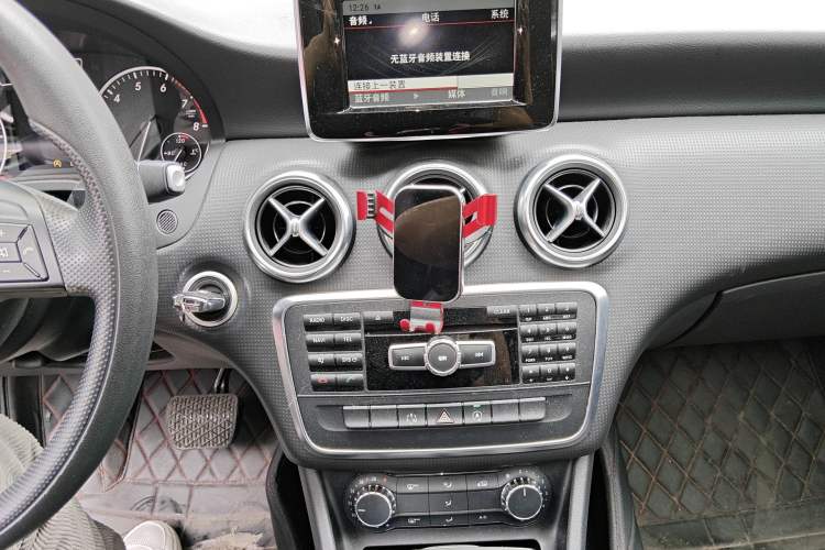Used Mercedes-Benz A-Class 2015 A 180 Standard Model Audio And AC Panel