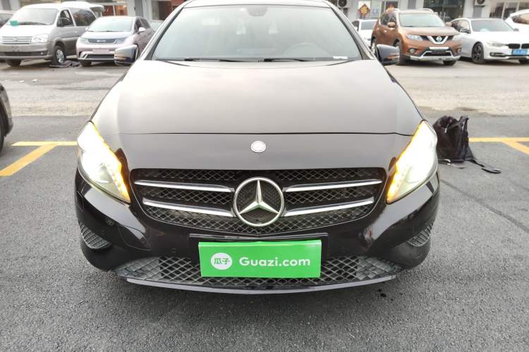 Used Mercedes-Benz A-Class 2015 A 180 Exterior 1