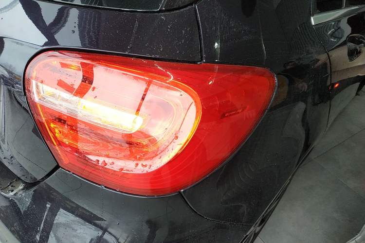 Used Mercedes-Benz A-Class 2015 A 200 Fashion Model Exterior 3