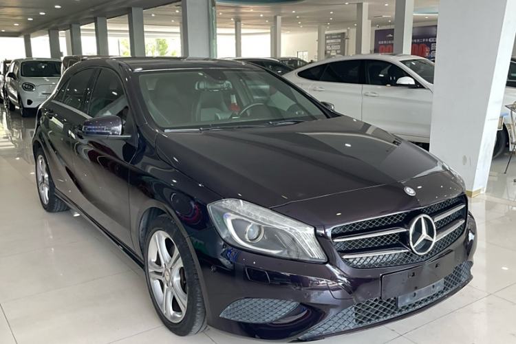 Used Mercedes-Benz A-Class 2015 A 180 Exterior 5