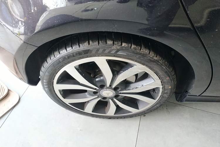 Used Mercedes-Benz A-Class 2015 A 200 Fashion Model Exterior 5