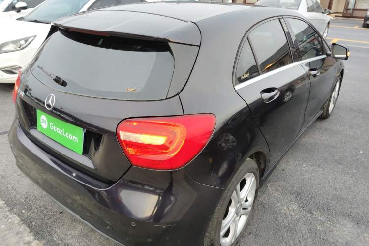 Used Mercedes-Benz A-Class 2015 A 180 Exterior 5