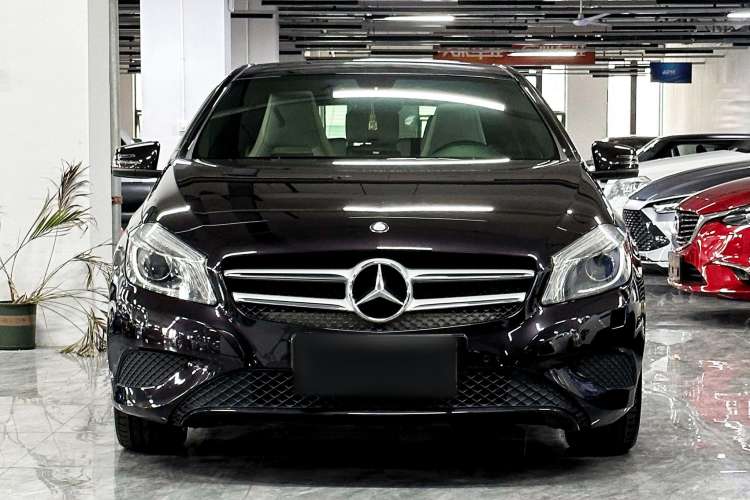 Used Mercedes-Benz A-Class 2015 A 200 Fashion Model Front