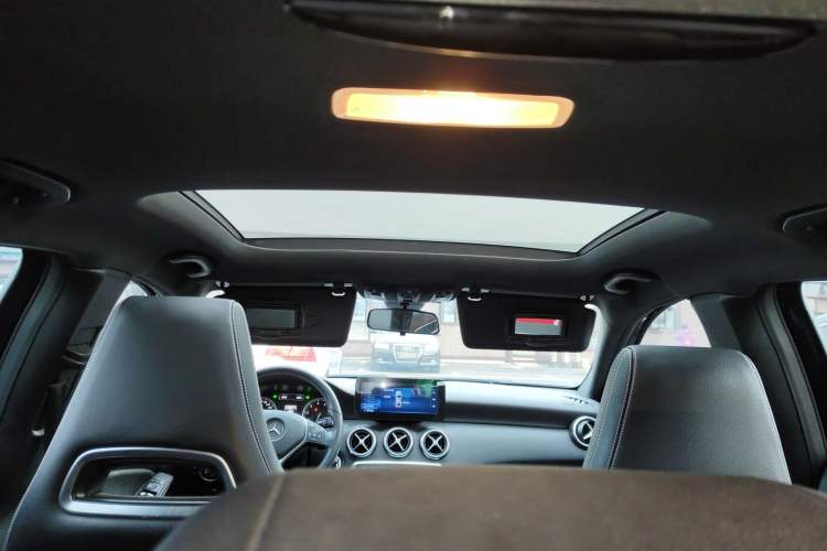 Used Mercedes-Benz A-Class 2015 A 180 Headliner