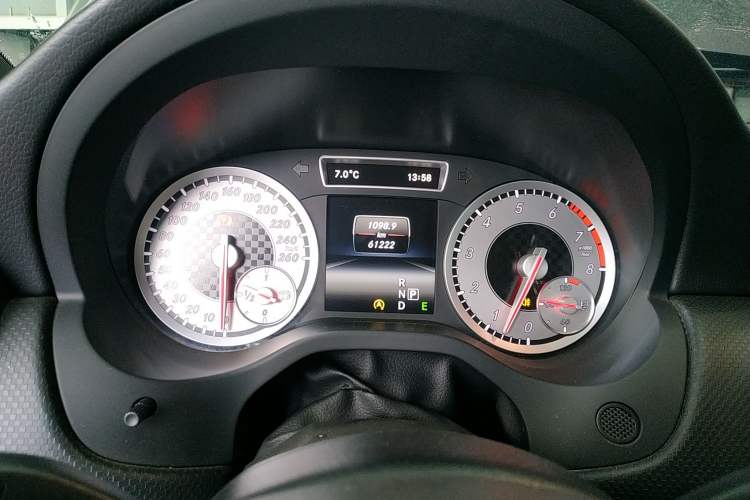 Used Mercedes-Benz A-Class 2015 A 200 Fashion Model Instrument Cluster