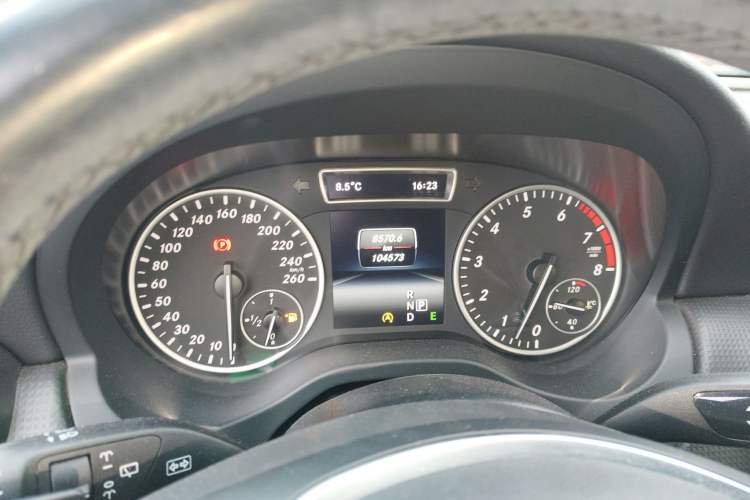 Used Mercedes-Benz A-Class 2015 A 180 Instrument Cluster
