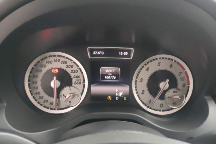 Used Mercedes-Benz A-Class 2015 A 200 Sport Edition Instrument Cluster