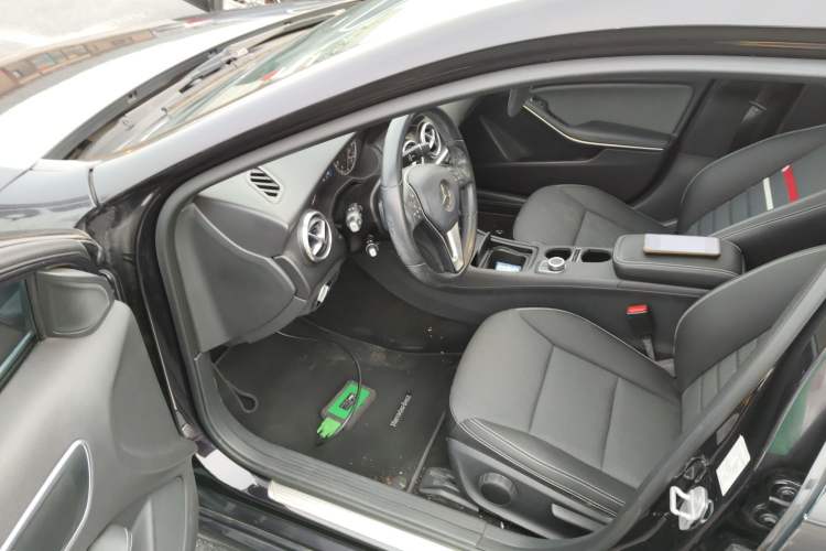 Used Mercedes-Benz A-Class 2015 A 180 Interior 3