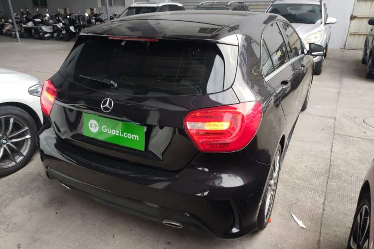 Used Mercedes-Benz A-Class 2015 A 200 Sport Edition Rear Right 45 Deg