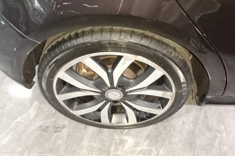 Used Mercedes-Benz A-Class 2015 A 200 Fashion Model Right Rear Wheel Hub