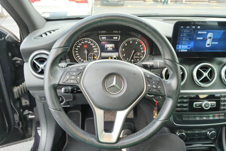 Used Mercedes-Benz A-Class 2015 A 180 Steering Wheel