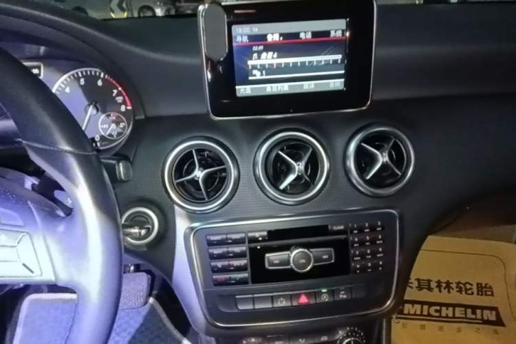 Used Mercedes-Benz A-Class 2015 A 180 Audio And AC Panel