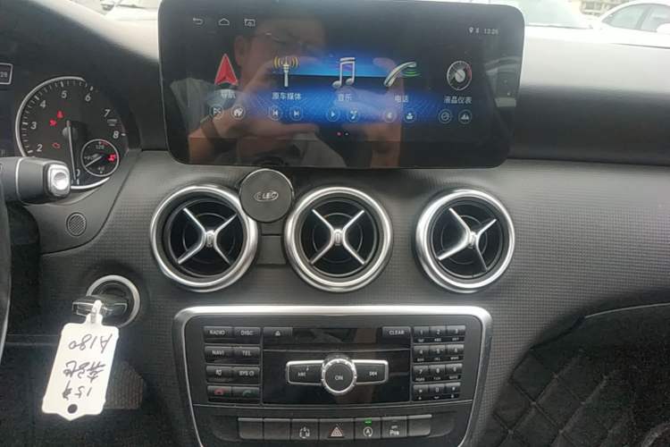 Used Mercedes-Benz A-Class 2015 A 180 Audio And AC Panel