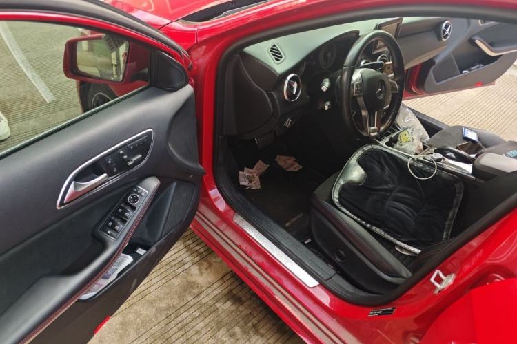 Used Mercedes-Benz A-Class 2015 A 200 Sport Edition Driver Seat