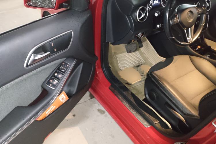 Used Mercedes-Benz A-Class 2015 A 180 Driver Seat