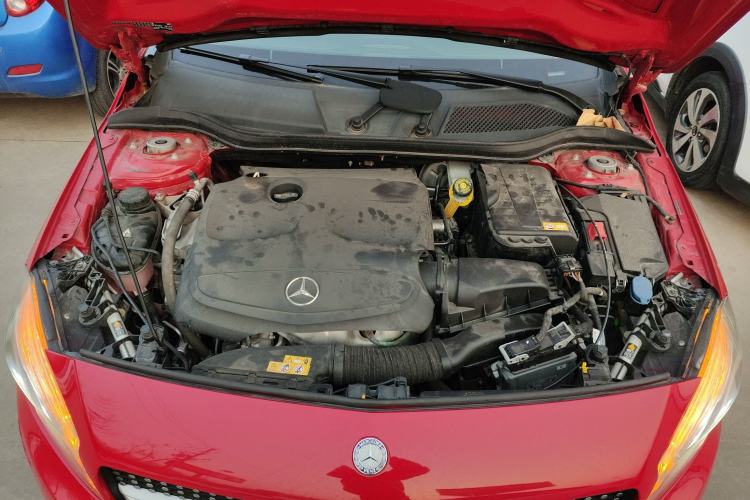 Used Mercedes-Benz A-Class 2015 A 180 Engine Bay