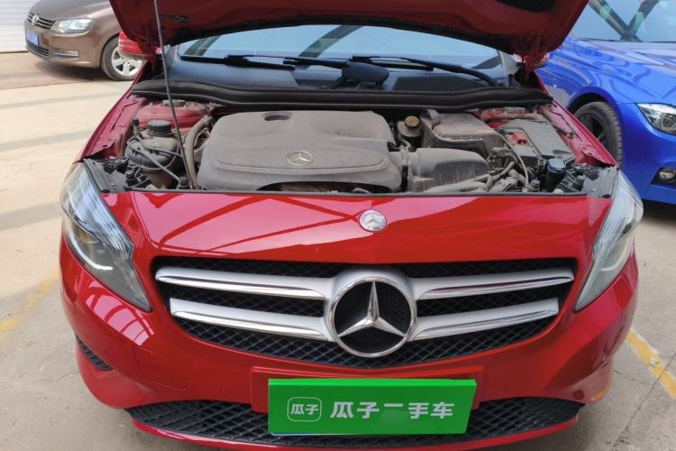 Used Mercedes-Benz A-Class 2015 A 200 Fashion Model Engine Bay