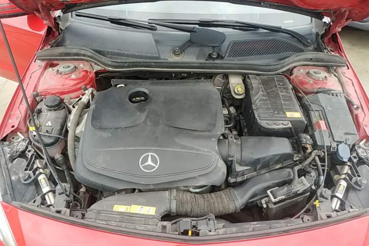 Used Mercedes-Benz A-Class 2015 A 180 Engine Bay