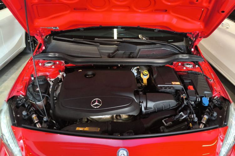 Used Mercedes-Benz A-Class 2015 A 180 Engine Bay