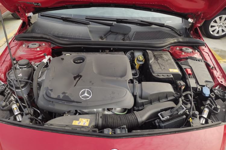 Used Mercedes-Benz A-Class 2015 A 180 Engine Bay
