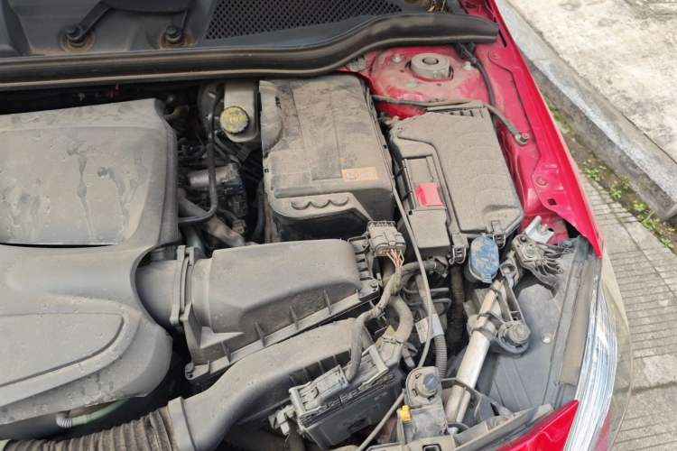Used Mercedes-Benz A-Class 2015 A 200 Sport Edition Engine Bay Left