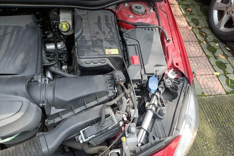 Used Mercedes-Benz A-Class 2015 A 180 Standard Model Engine Bay Left