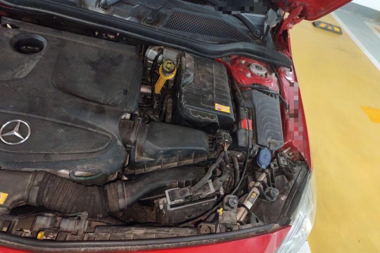 Used Mercedes-Benz A-Class 2015 A 180 Engine Bay Left