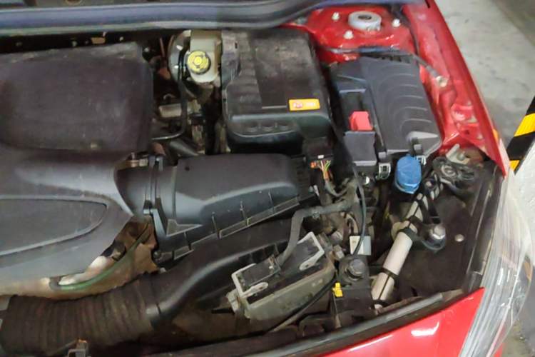 Used Mercedes-Benz A-Class 2015 A 180 Engine Bay Left