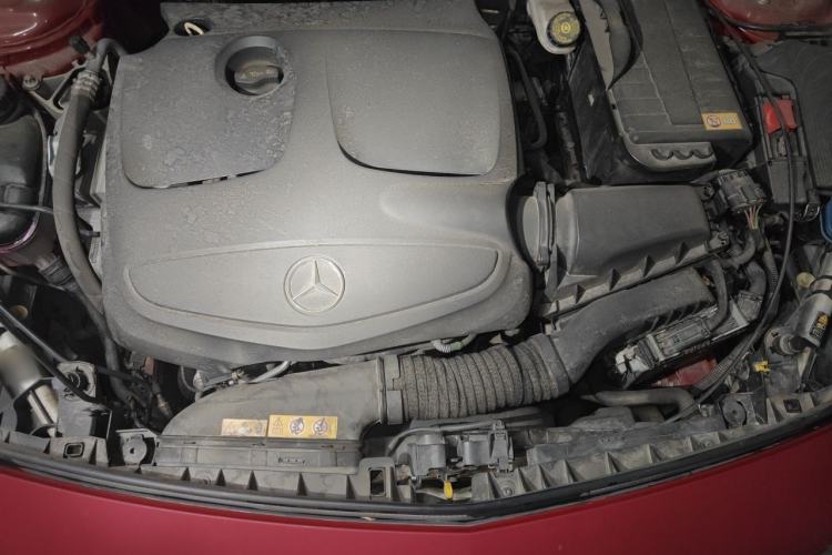 Used Mercedes-Benz A-Class 2015 A 200 Fashion Model Engine Bay