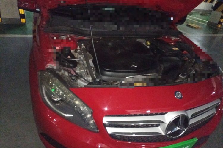 Used Mercedes-Benz A-Class 2015 A 200 Fashion Model Engine Bay Right
