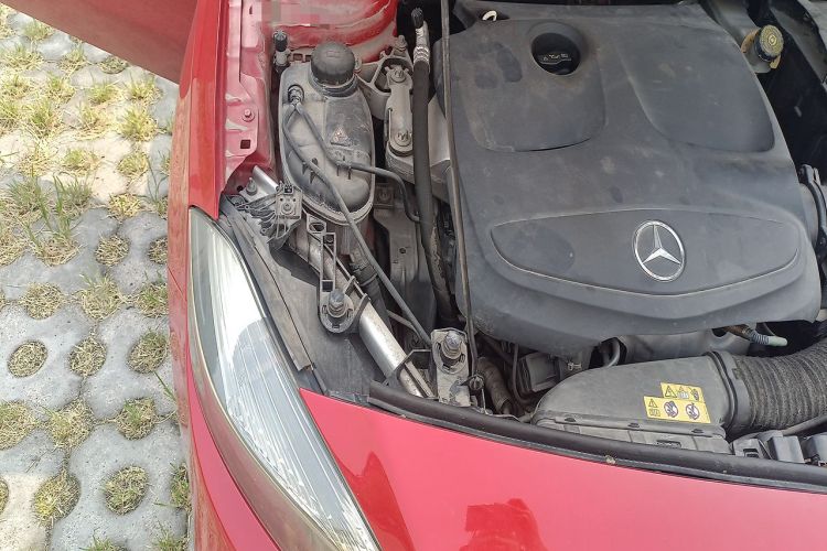 Used Mercedes-Benz A-Class 2015 A 180 Standard Model Engine Bay Right
