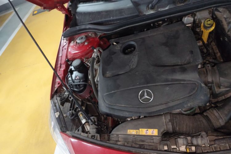 Used Mercedes-Benz A-Class 2015 A 180 Engine Bay Right