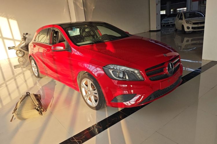 Used Mercedes-Benz A-Class 2015 A 180 Standard Model Exterior 1