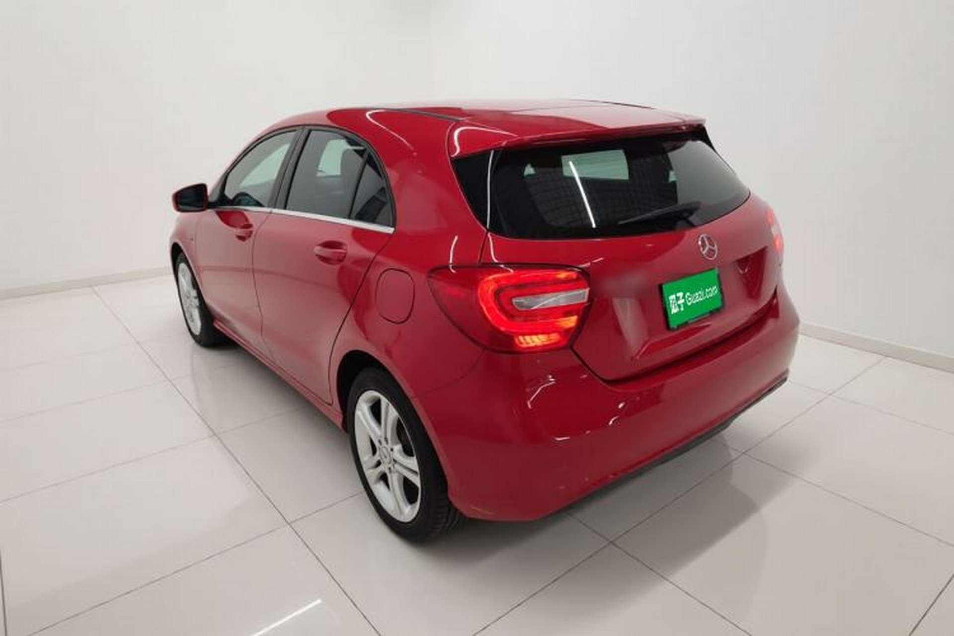 Used Mercedes-Benz A-Class 2015 A 180 Standard Model Exterior 2