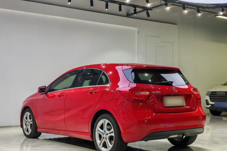 Used Mercedes-Benz A-Class 2015 A 180 Exterior 3