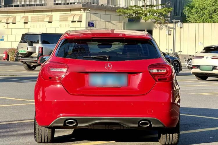 Used Mercedes-Benz A-Class 2015 A 200 Fashion Model Exterior 5