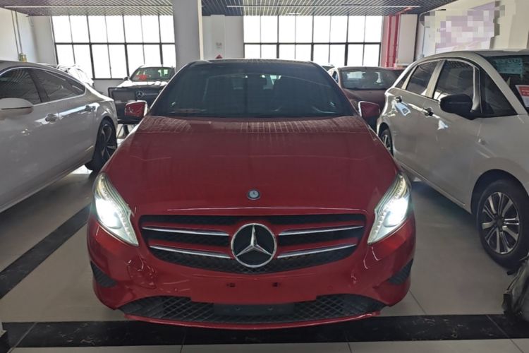 Used Mercedes-Benz A-Class 2015 A 180 Standard Model Front