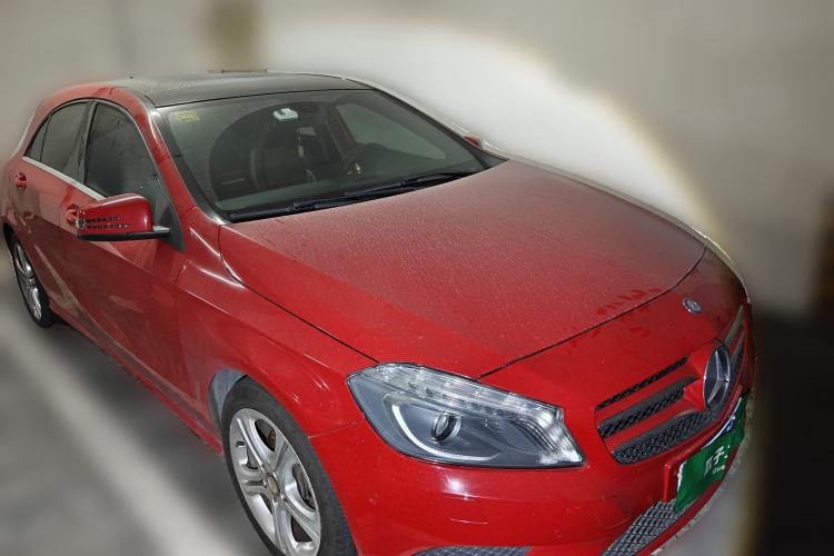 Used Mercedes-Benz A-Class 2015 A 180 Front Right 45 Deg