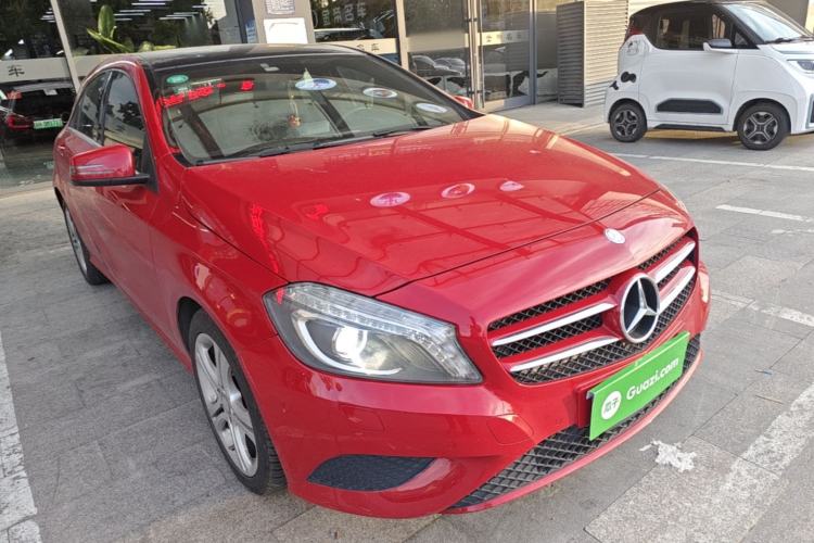 Used Mercedes-Benz A-Class 2015 A 180 Front Right 45 Deg