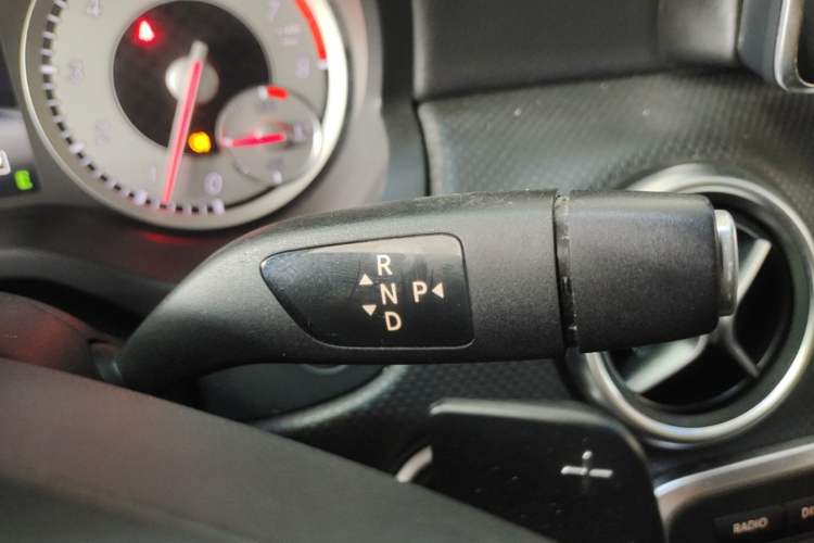 Used Mercedes-Benz A-Class 2015 A 200 Fashion Model Gear Lever